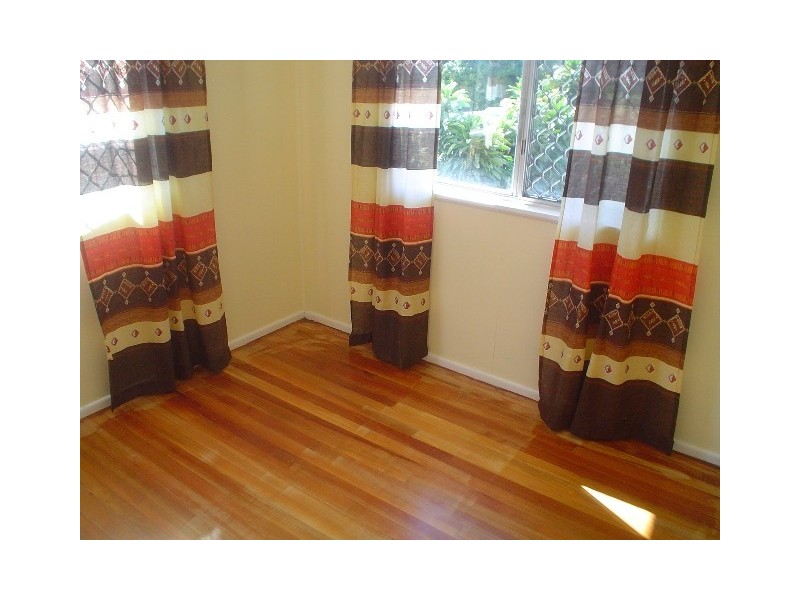 13 Wilbur Street, Logan Central QLD 4114