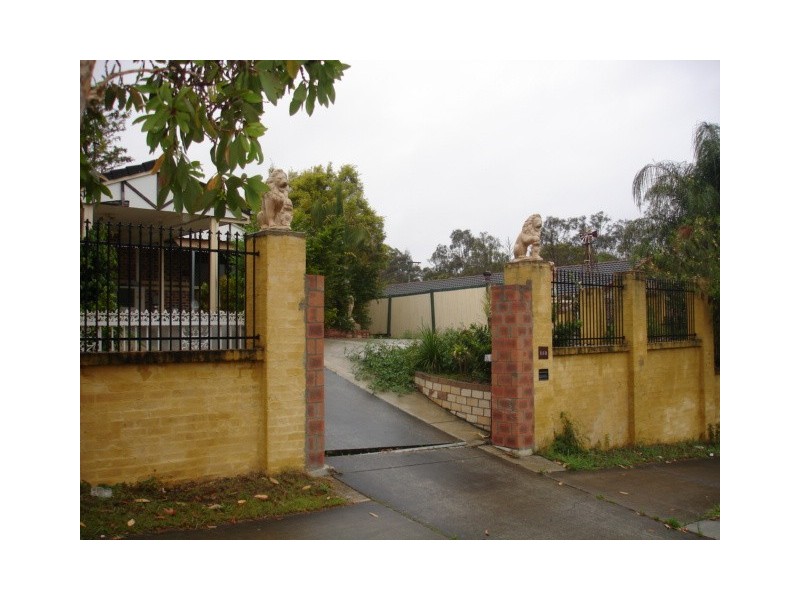 868 Wembley Road, Browns Plains QLD 4118