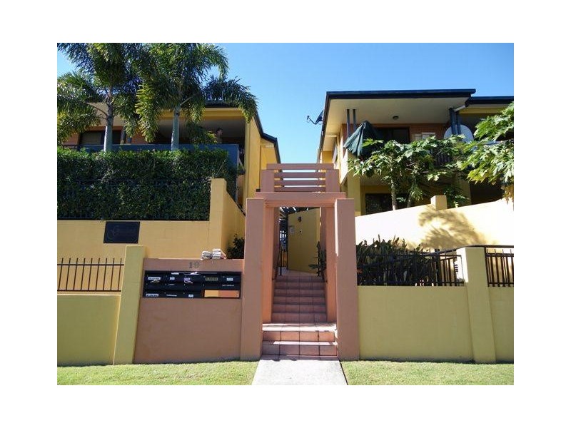 2/19  Pratt Street, Enoggera QLD 4051