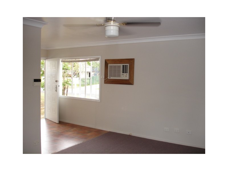 1 Wisp Street, Woodridge QLD 4114