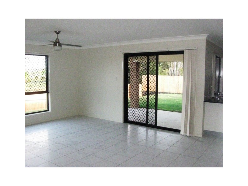 21 Maywood Street, Loganlea QLD 4131