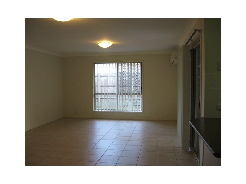 12 Lahore Street, Crestmead QLD 4132