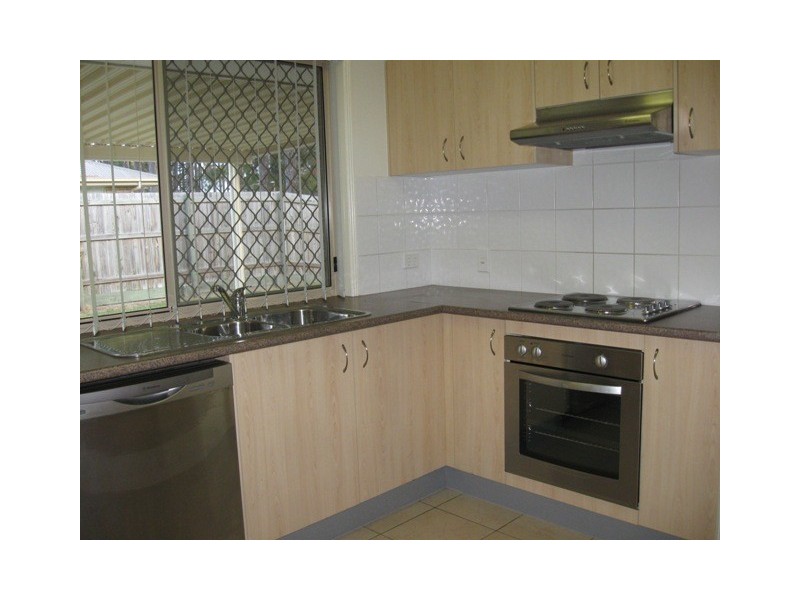 12 Lahore Street, Crestmead QLD 4132