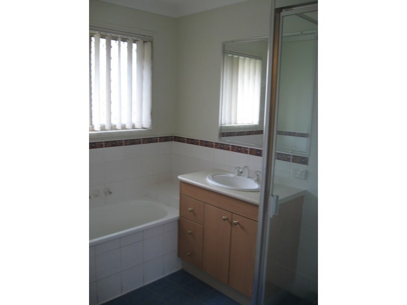 16 Daniella Drive, Marsden QLD 4132