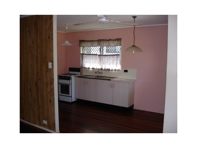 10 Douglas Street, Woodridge QLD 4114