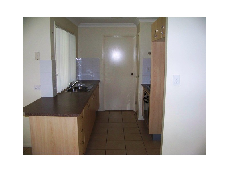 22 Lahore St, Crestmead QLD 4132