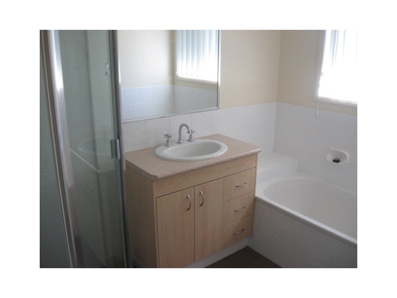 22 Lahore St, Crestmead QLD 4132