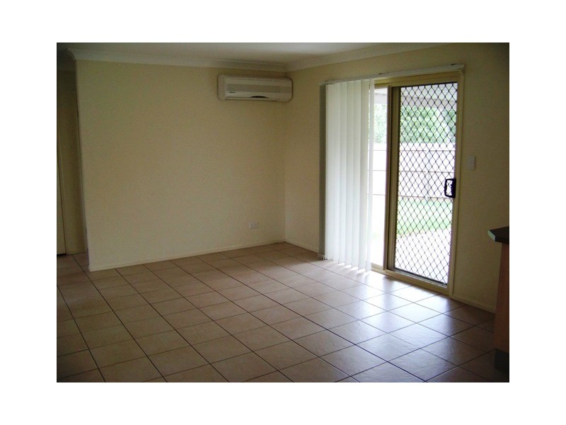 22 Lahore St, Crestmead QLD 4132