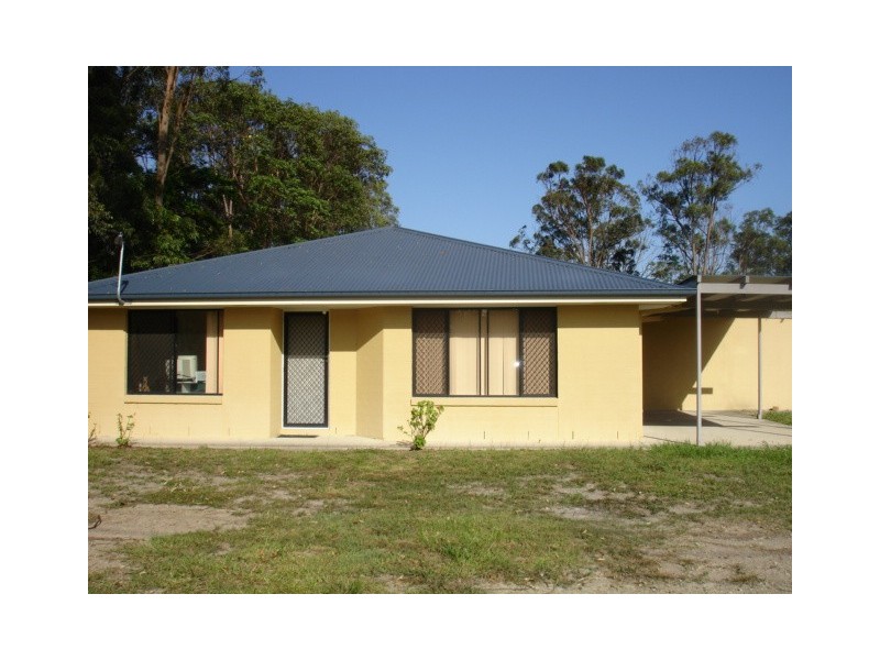 12 Dart Ave, Kingston QLD 4114