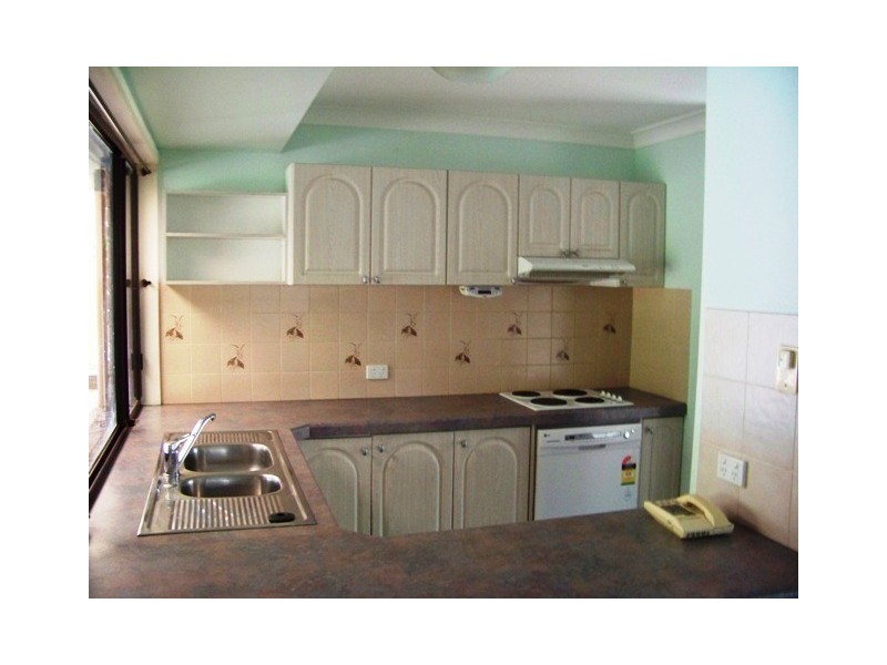 766 Kingston Rd, Loganlea QLD 4131