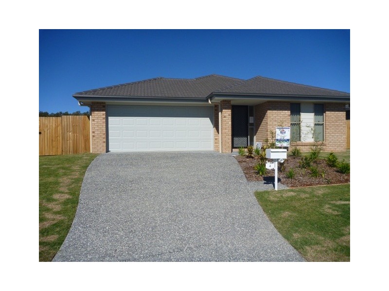 4 Oakvale Avenue, Holmview QLD 4207