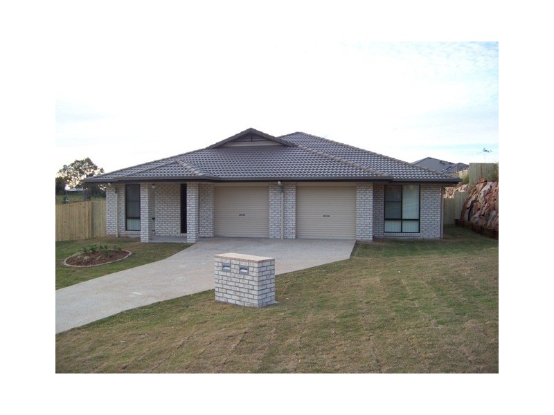 17B Hillside Cres, Beaudesert QLD 4285