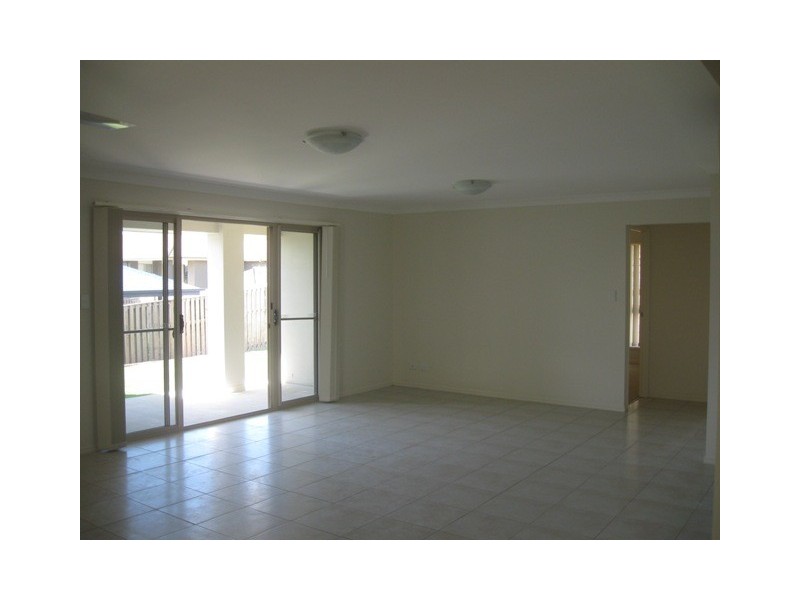 1 Beachstar Avenue, Upper Coomera QLD 4209