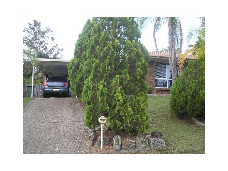 4 Barcrest Court, Crestmead QLD 4132