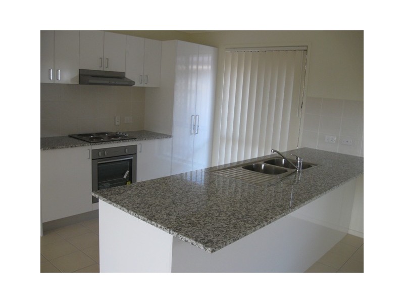 11/18-22 Maywood Street, Loganlea QLD 4131