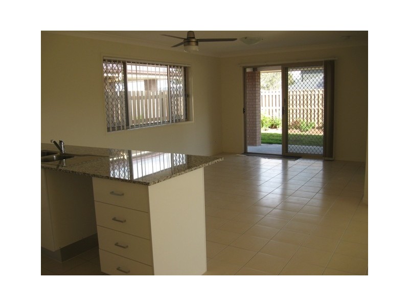 11/18-22 Maywood Street, Loganlea QLD 4131