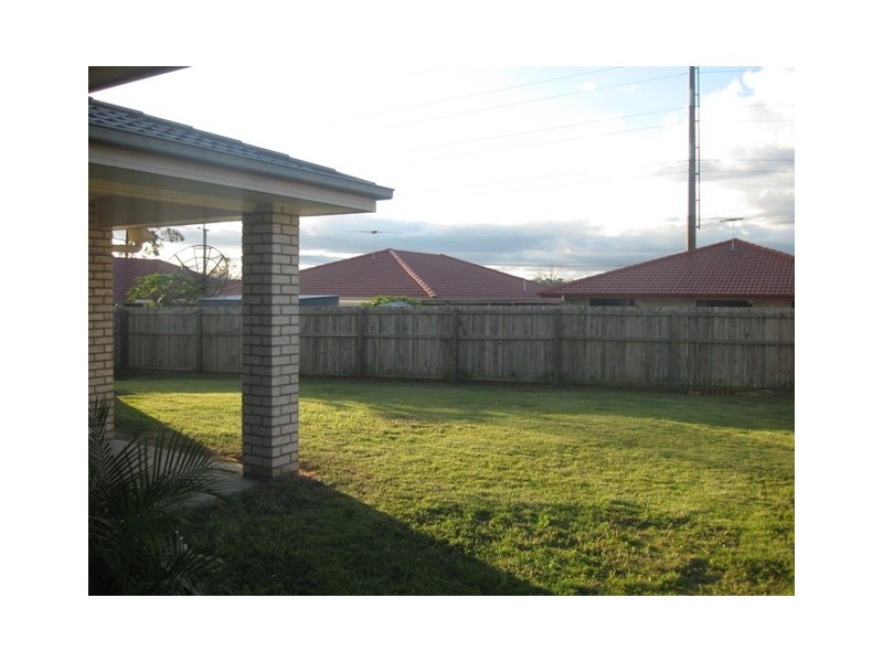 41 Stewart St, Marsden QLD 4132