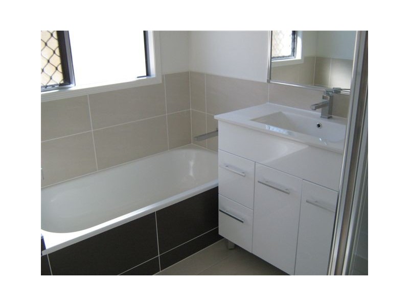 17 Summergold St, Mount Low QLD 4818