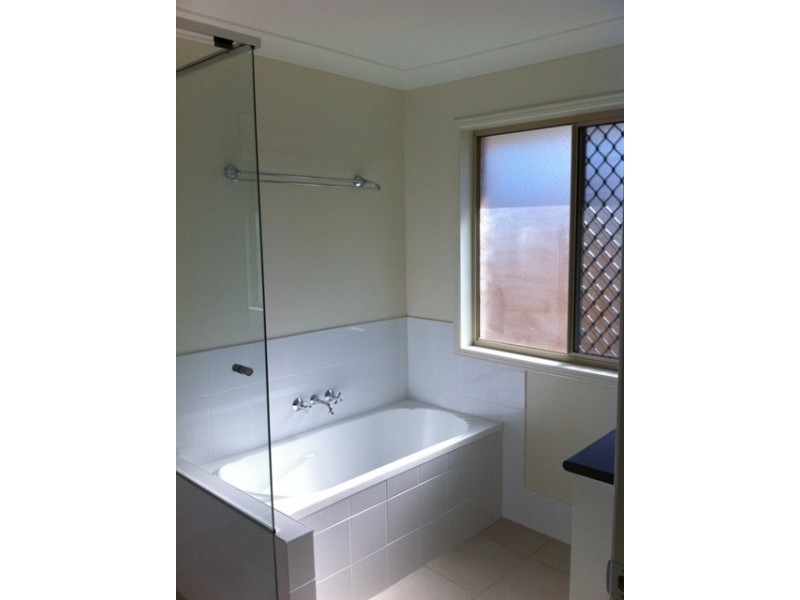 13 Tanglin St, Crestmead QLD 4132