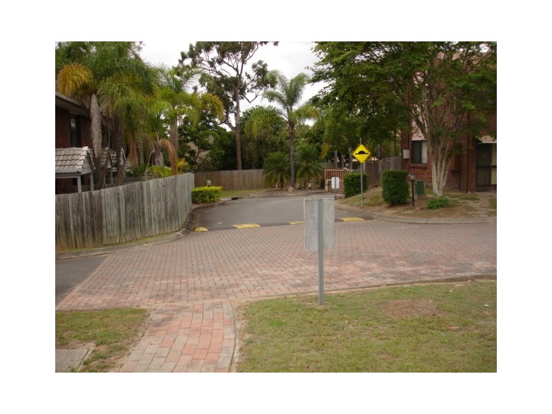 16/10 Damalis Street, Woodridge QLD 4114