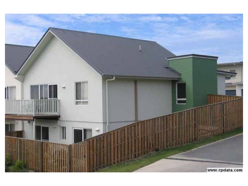 98/1 Sauvignon Pde, Upper Coomera QLD 4209