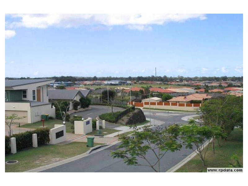 98/1 Sauvignon Pde, Upper Coomera QLD 4209