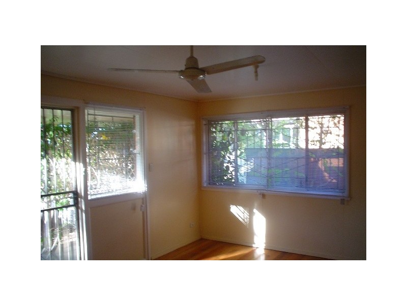 27 Birun Street, Woodridge QLD 4114