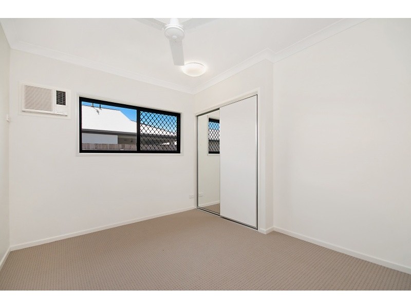 128 Daintree Drive,, Bushland Beach QLD 4818