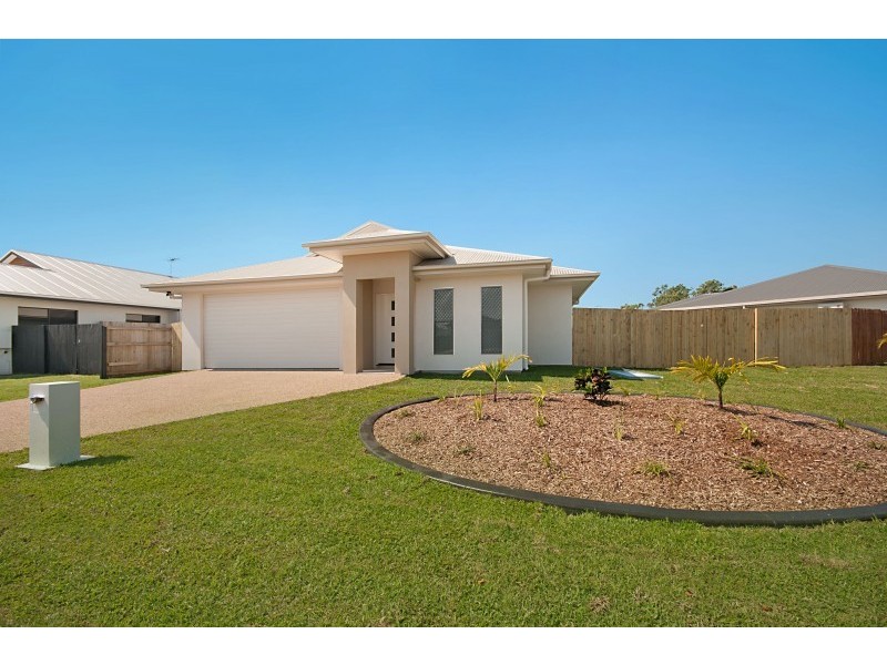 128 Daintree Drive,, Bushland Beach QLD 4818