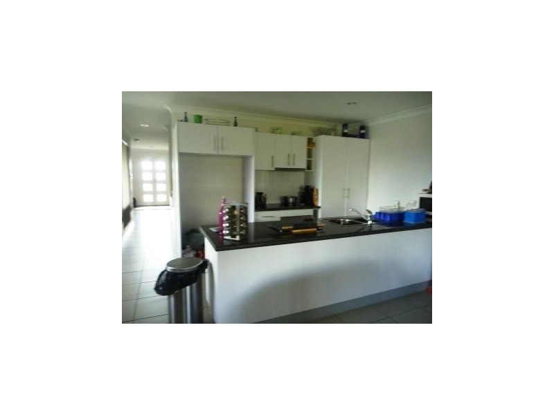 3 Nuala Street, Yamanto QLD 4305