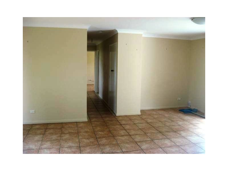 8 Osborne Court, Loganholme QLD 4129