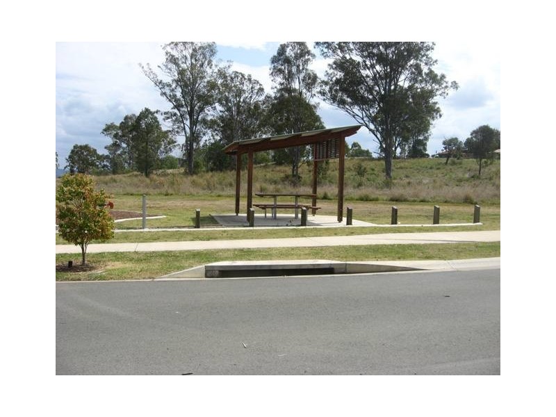 3A Rainbow Place, Beaudesert QLD 4285