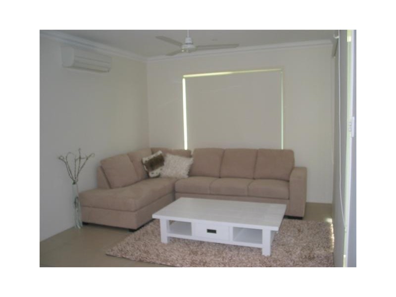 5 Summergold St, Mount Low QLD 4818