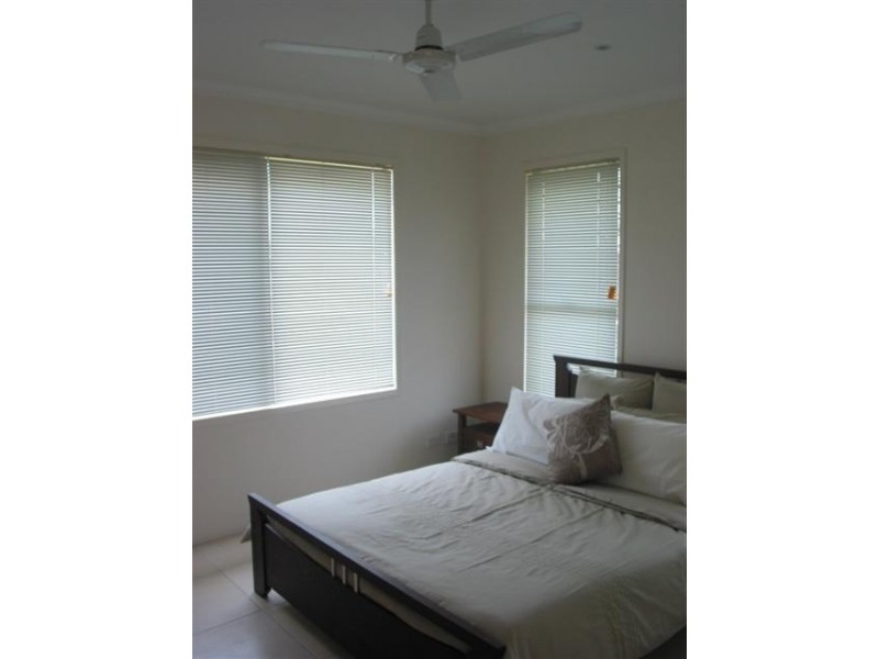 5 Summergold St, Mount Low QLD 4818