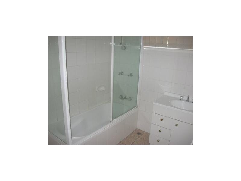 27 Station Road, Loganlea QLD 4131