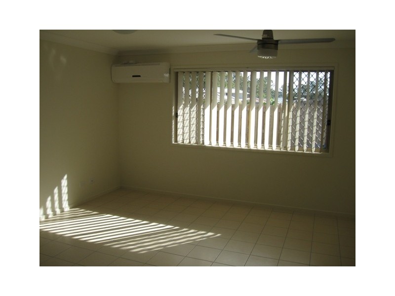 11/18-22 Maywood Street, Loganlea QLD 4131