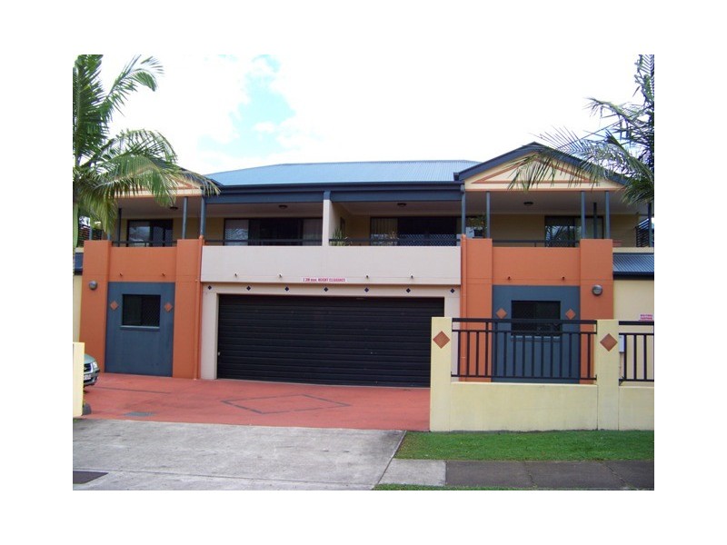 2/85-87 Victoria Tce, Greenslopes QLD 4120