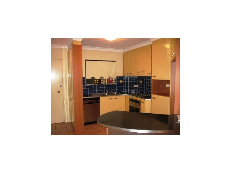2/85-87 Victoria Tce, Greenslopes QLD 4120