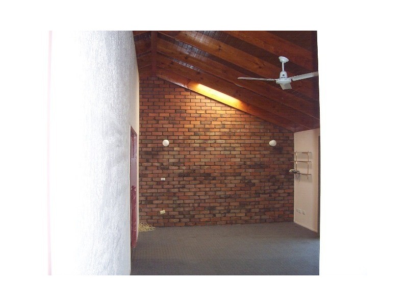 37 Camelia Avenue, Logan Central QLD 4114