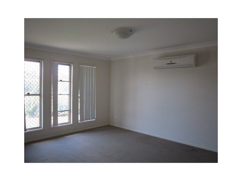 25 Lifestyle Close, Waterford West QLD 4133