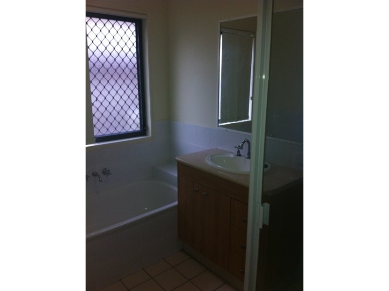 22 Darryl Street, Loganlea QLD 4131