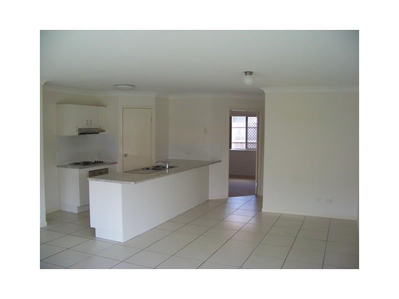 51 Lockyer Place, Crestmead QLD 4132