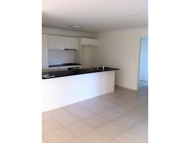 10 Jene Court, Flinders View QLD 4305