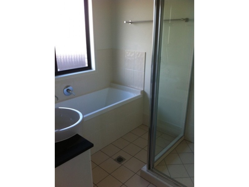 10 Jene Court, Flinders View QLD 4305