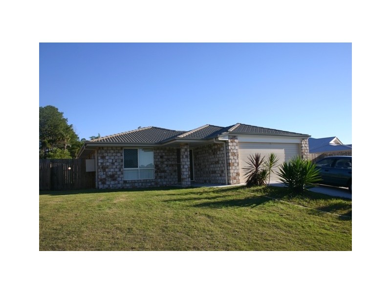 17 Pine Grove Drive, Crestmead QLD 4132