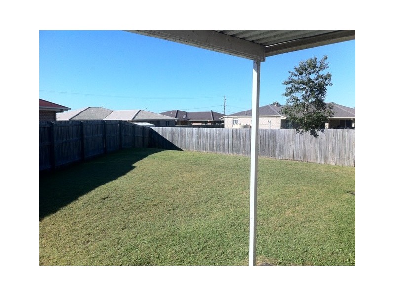 11 Broadway Avenue, Marsden QLD 4132