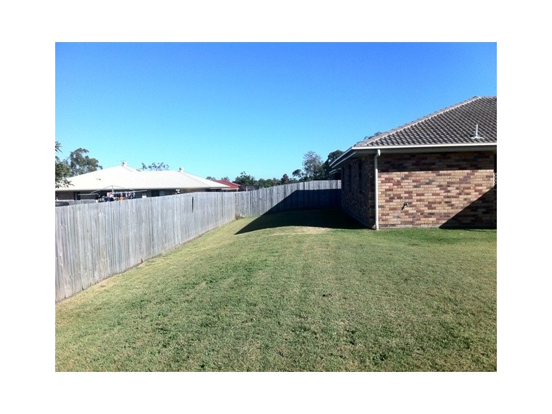 11 Broadway Avenue, Marsden QLD 4132