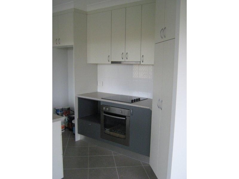 12 Nova Street, Mount Low QLD 4818