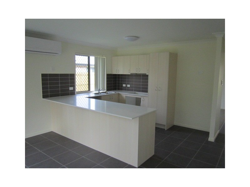 8 Crocodile Avenue, Morayfield QLD 4506