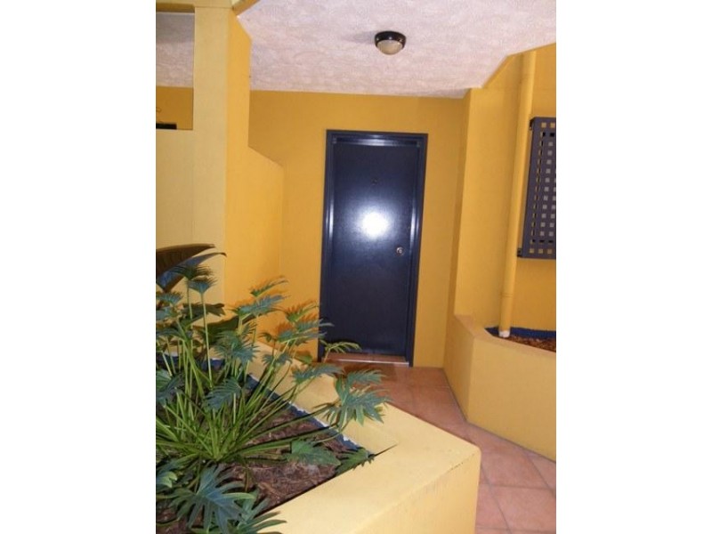 2/19  Pratt Street, Enoggera QLD 4051